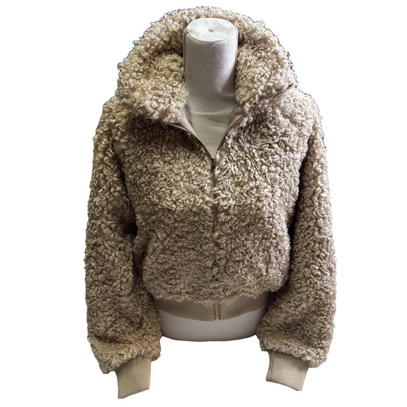 Fashion Nova Jackets & Blazers - Fashion Nova Sherpa Teddy Jacket Coat Outerwear Size XS Beige Ribbed Cuffs Hem